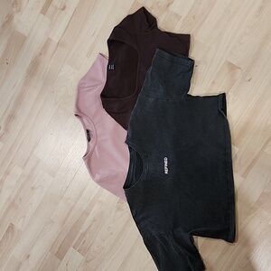 Lot of 3 crop T shirts